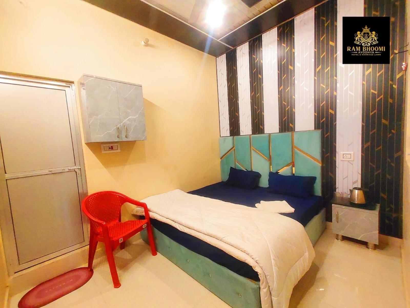 Hotel Rambhoomi Ayodhya Exteriér fotografie